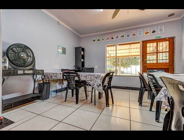 3 BEDROOM HOUSE FOR SALE IN VAN RIEBEECK PARK